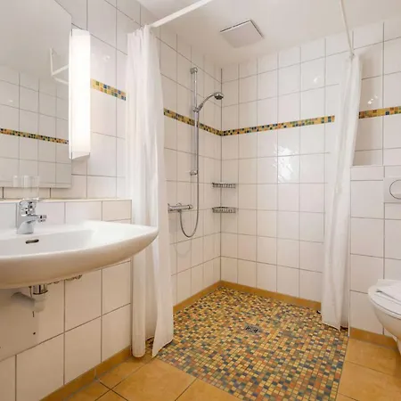 Margaretha Ferienwohnung 11 * Sellin (Rugen)
